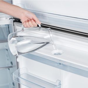 Hisense No Frost Refrigerator, 2 Doors, 725 Liters, Silver - RT725N4ASU - Image 4